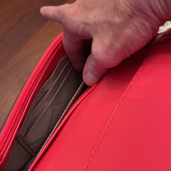 NWOT Michael Kors Jet Set Charm Small Phone Crossbody - Picture 14 of 15